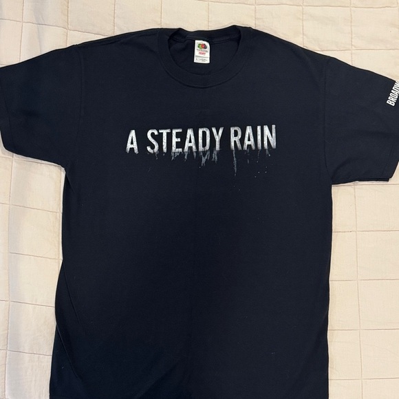 Steady Rain Broadway Play with Hugh Jackman Daniel Craig Graphic T Shirt Size L - Picture 1 of 7
